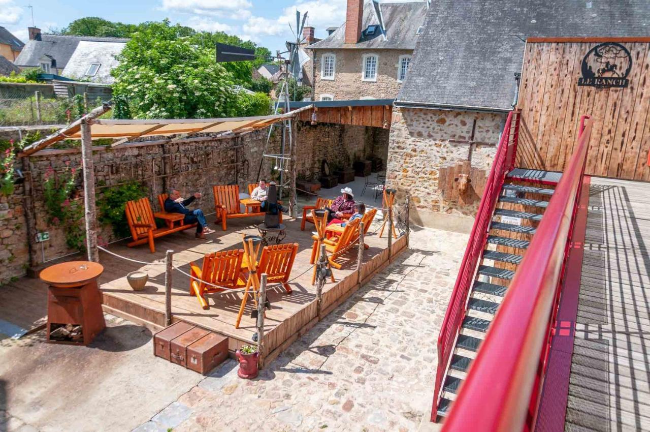 Hotel Le Ranch Brulon Екстер'єр фото
