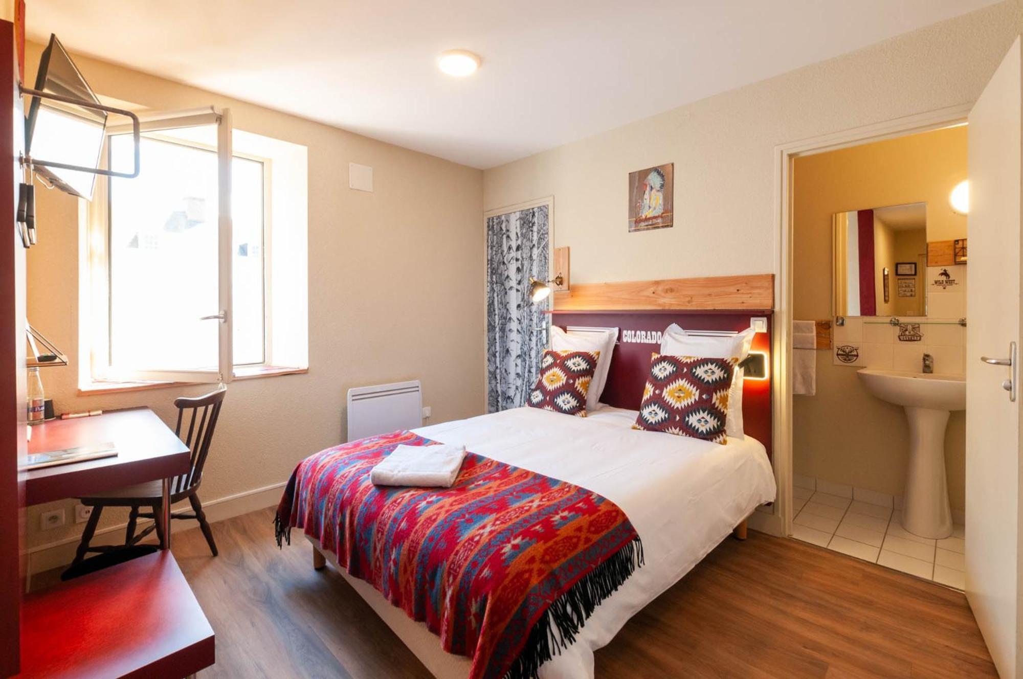 Hotel Le Ranch Brulon Екстер'єр фото