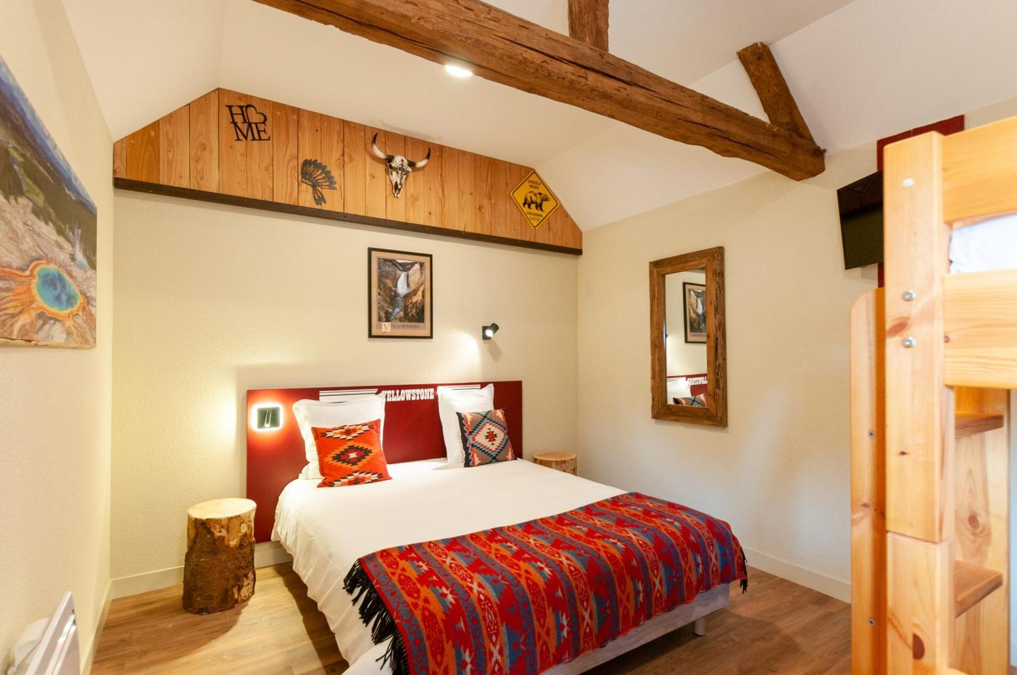 Hotel Le Ranch Brulon Екстер'єр фото